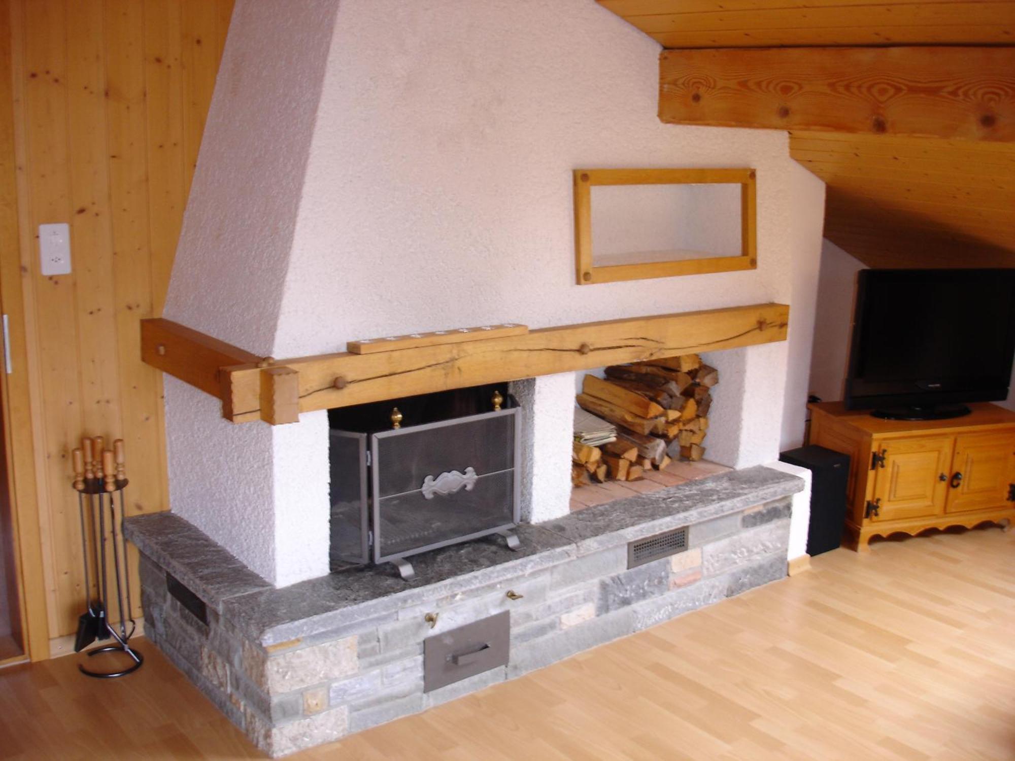 Chalet Sunneschyn Schwanden  ภายนอก รูปภาพ